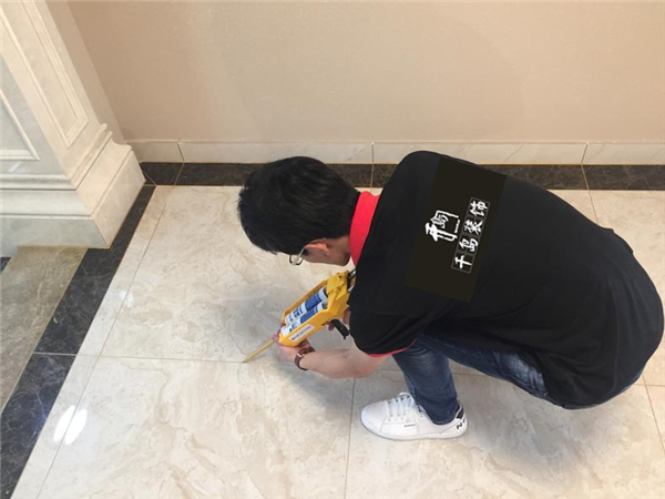 美縫好不好？瓷磚用勾縫劑還是美縫劑